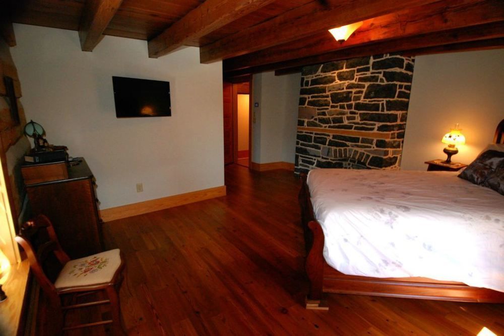 Silver Lake Bed And Breakfast (Adults Only) Харрисонберг Экстерьер фото